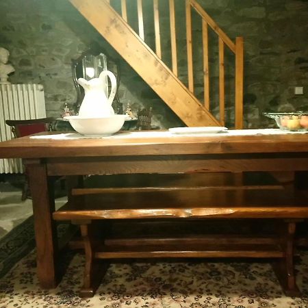 La Ferme Du Crie Bed & Breakfast Chaudeyrolles Екстериор снимка