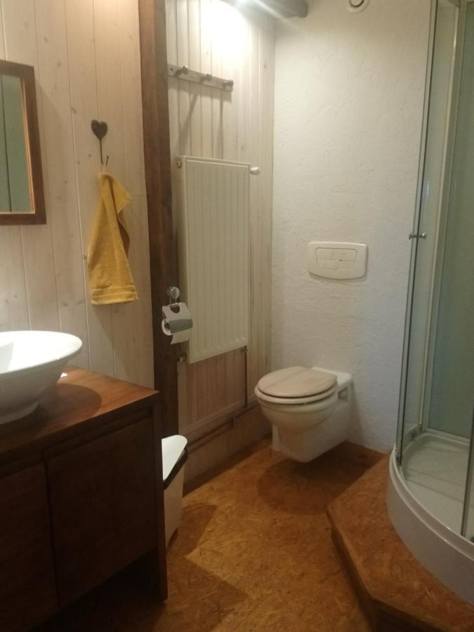 La Ferme Du Crie Bed & Breakfast Chaudeyrolles Екстериор снимка